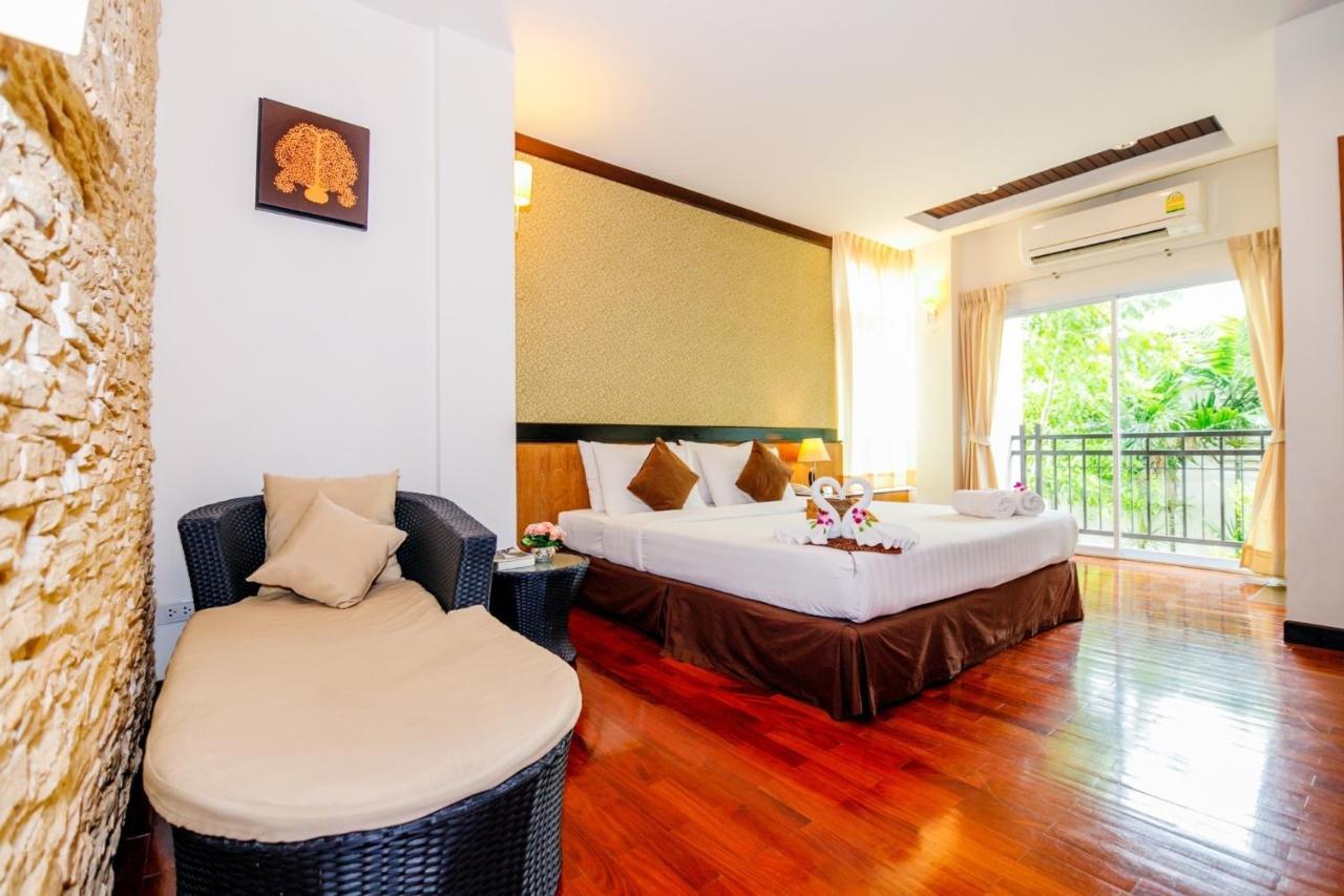 Rapeepan Ville Hotel Убонратчатхани Экстерьер фото