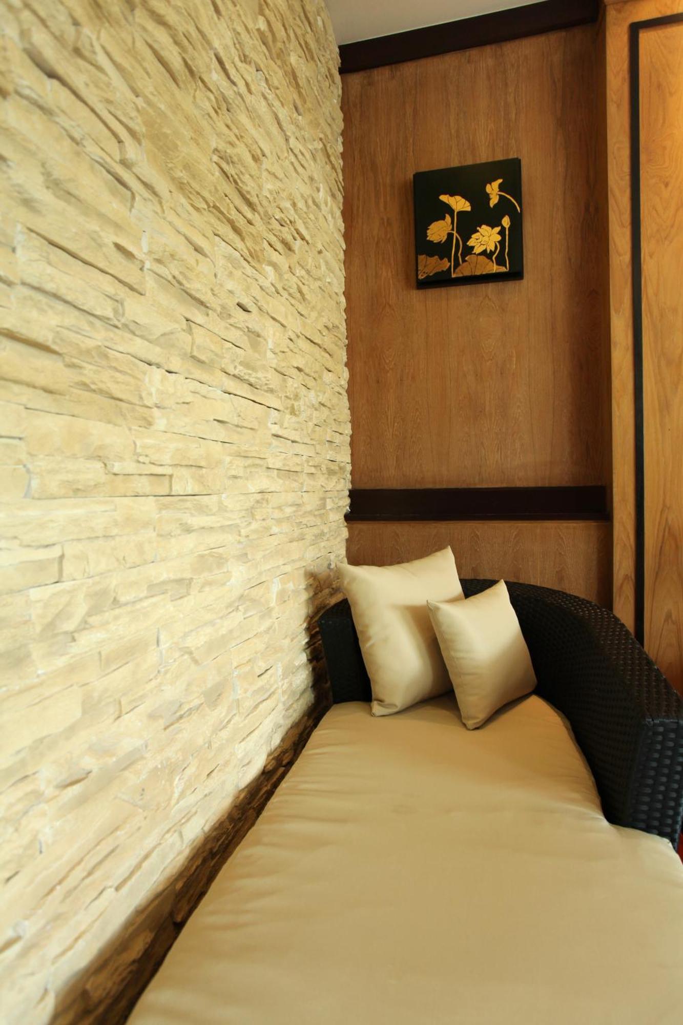 Rapeepan Ville Hotel Убонратчатхани Номер фото